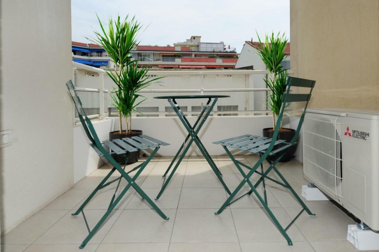 Mini Suite Othello - Five Stars Holiday House Niza Exterior foto