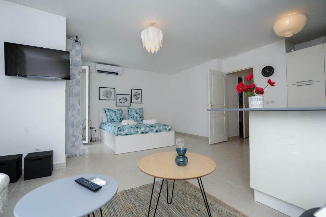 Mini Suite Othello - Five Stars Holiday House Niza Exterior foto